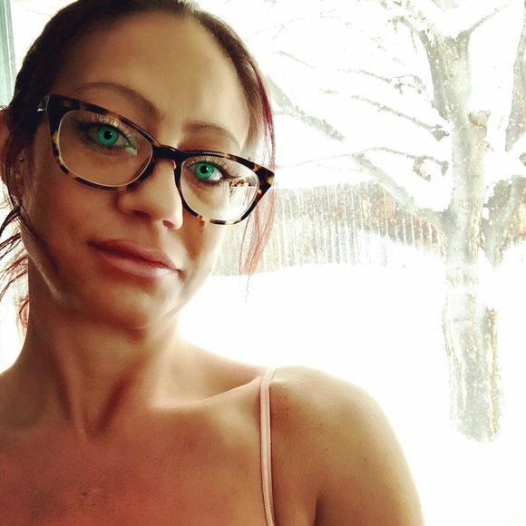 Meet your Posher, Jessica, from Style by J Rose - Picture 5 of 8